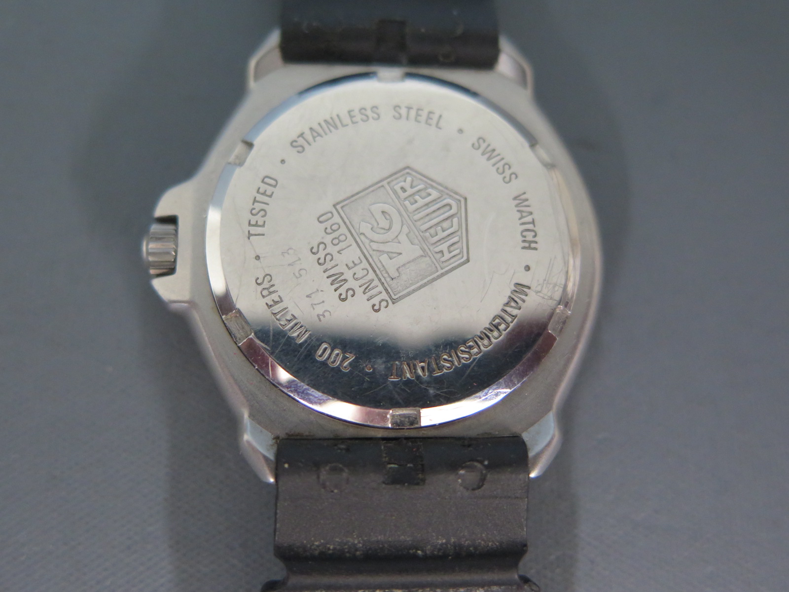 A Tag Heuer gents professional 200 meters wristwatch on Tag Heuer strap, quartz movement, - Image 3 of 3