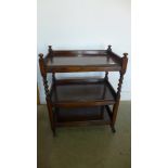 An oak barley twist three tier tea trolley - Height 79cm x 61cm x 39cm