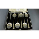 A cased set of six coffee spoons hallmarked for Birmingham 1925 - Approx weight 1.