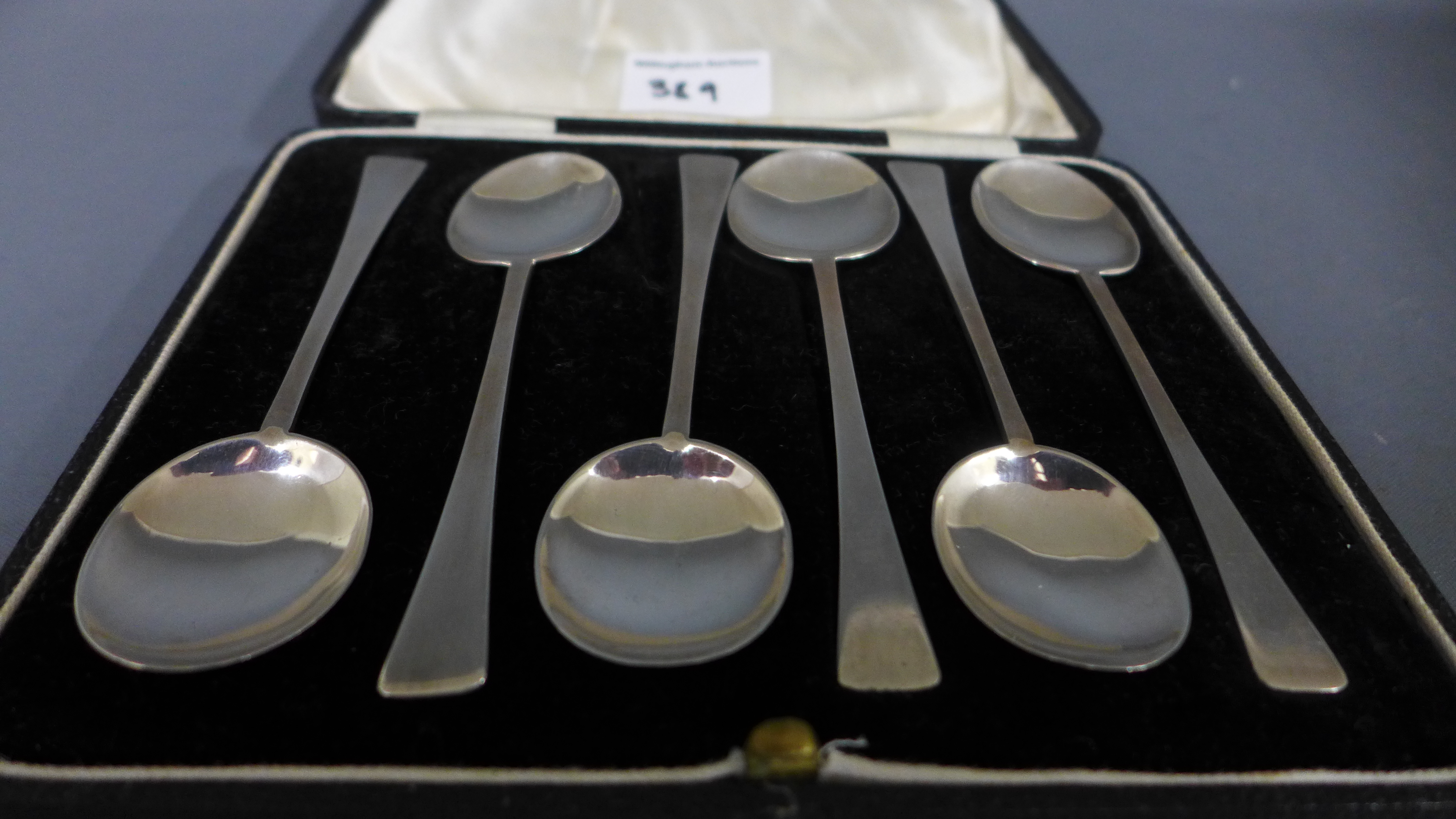 A cased set of six coffee spoons hallmarked for Birmingham 1925 - Approx weight 1. - Image 2 of 2