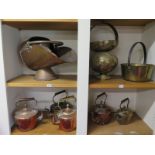 A collection of brass and copper ware including a scuttle - 8 pieces in total