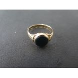 A 15ct yellow gold signet ring size L - approx weight 2.