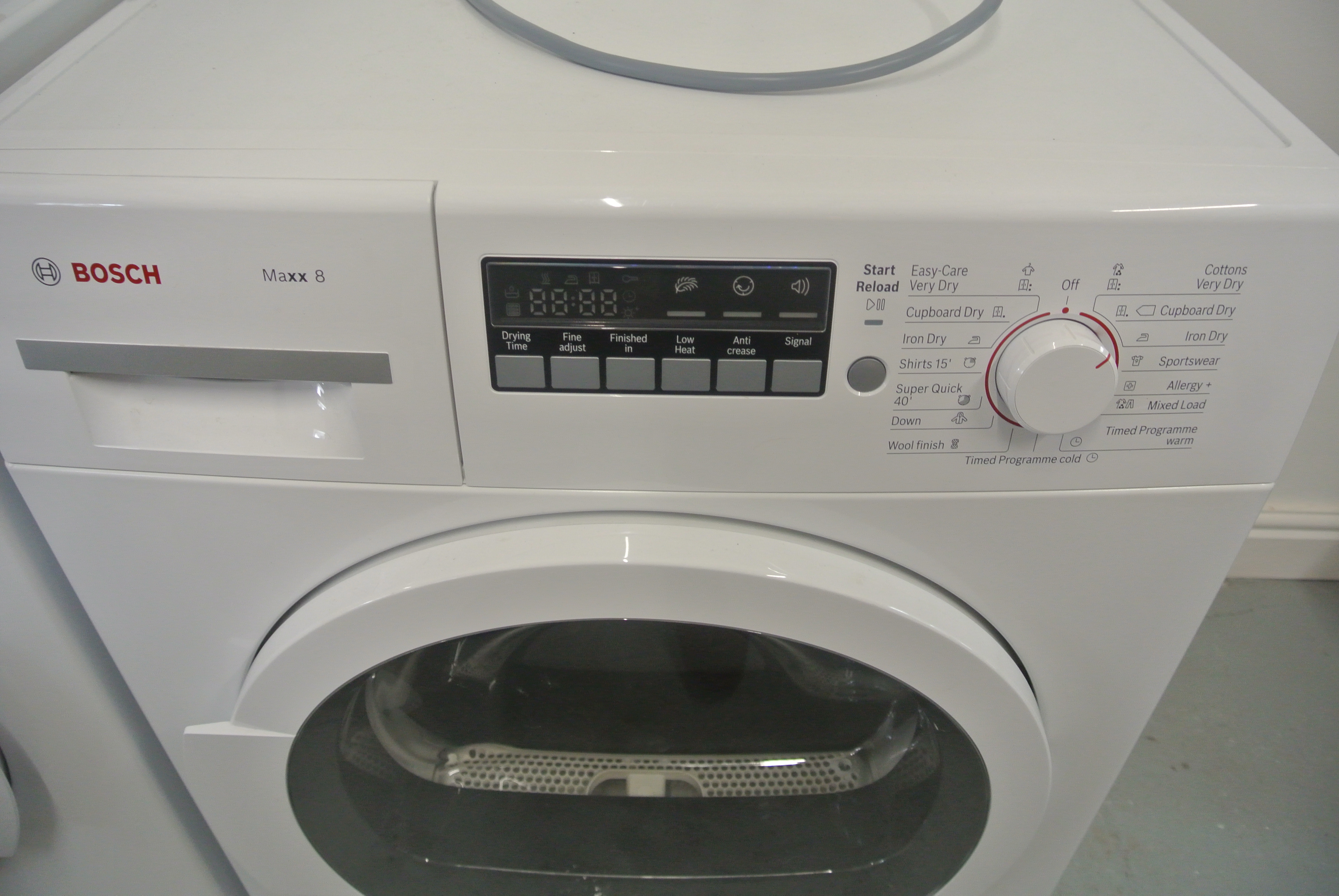 A Bosch tumble dryer WTB86300GB - in working order - Image 2 of 2