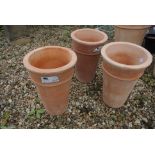 Three small terracotta plant pots - diameter 27cm