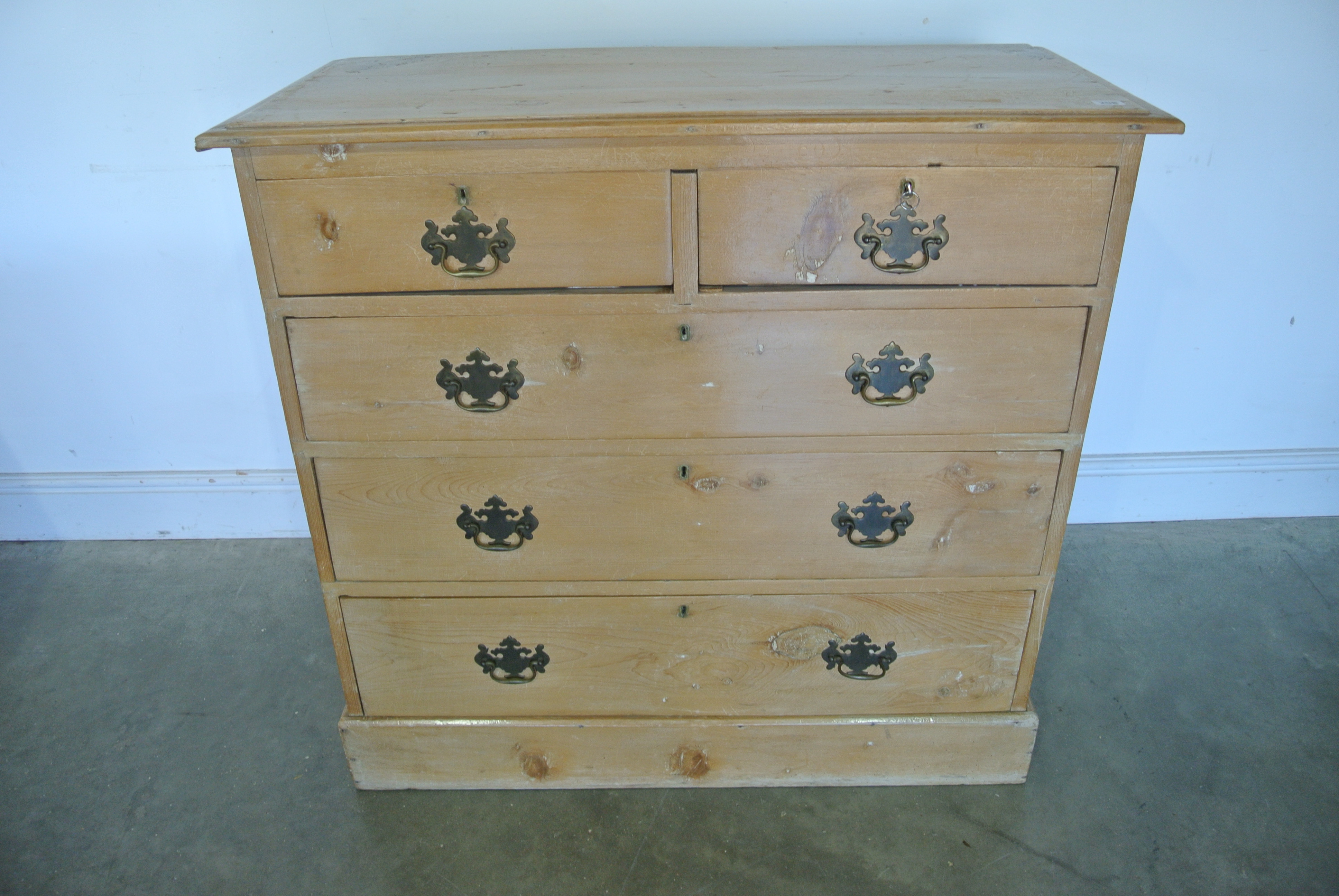 A Victorian stripped pine five drawer chest - 94 cm x 99 cm x 46 cm