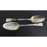 A pair of Georgian silver table spoons, London hester Bateman 1777/78, 21 cm long, approx 4.