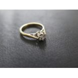 An 18ct yellow gold diamond ring size I - approx weight 2.