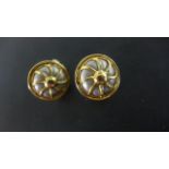 A pair of 18ct roundal earrings - diameter 17 mm,