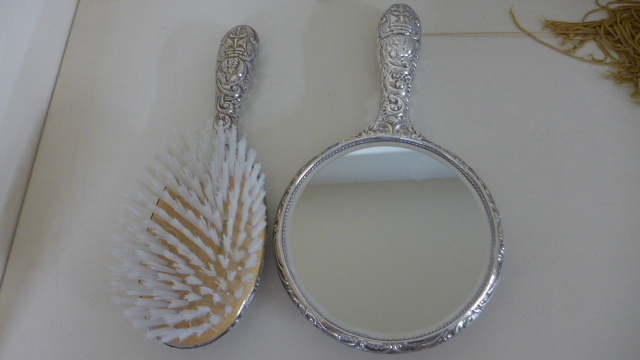 A Silver Six Piece Dressing Table set by B & Co Birmingham 1991 - top loose to brush but all - Image 5 of 5