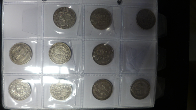 A Collection of 3 Georgian shillings, - Image 4 of 6