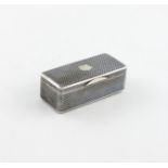 A 19th century Russian silver snuff box, assay master Viktor Savinkov, Moscow 1862, rectangular