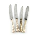 A mixed lot of electroplated King's and Queen's pattern knives, comprising seventy-one table