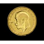 S.S. Egypt: George V, gold sovereign, 1915, in a Lloyds of London fitted case with certificate