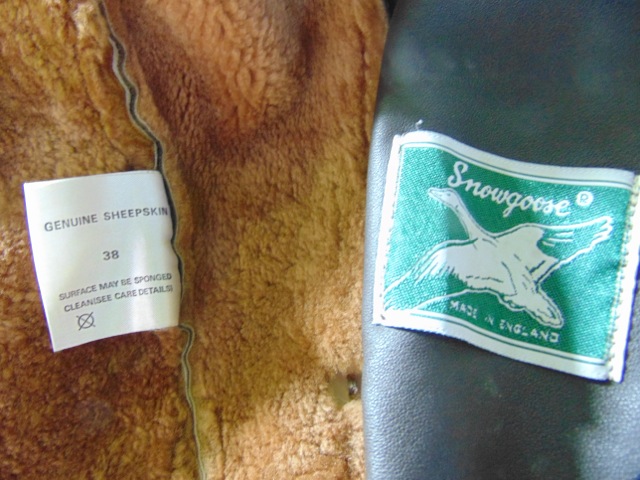 A Snowgoose sheepskin leather jacket, bomber style, size 38 - Image 2 of 2