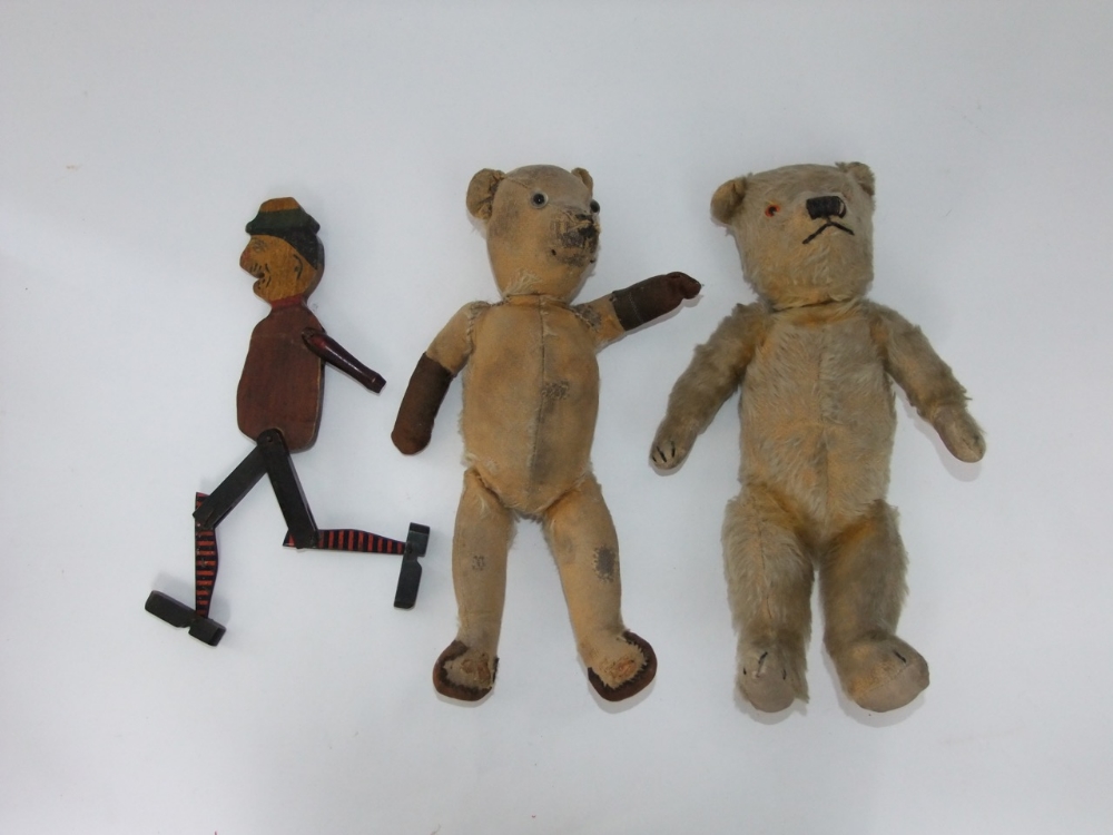 A mixed lot to include two teddy bears, black Victorian parasol, a primitive wooden puppet, boxed - Image 2 of 4