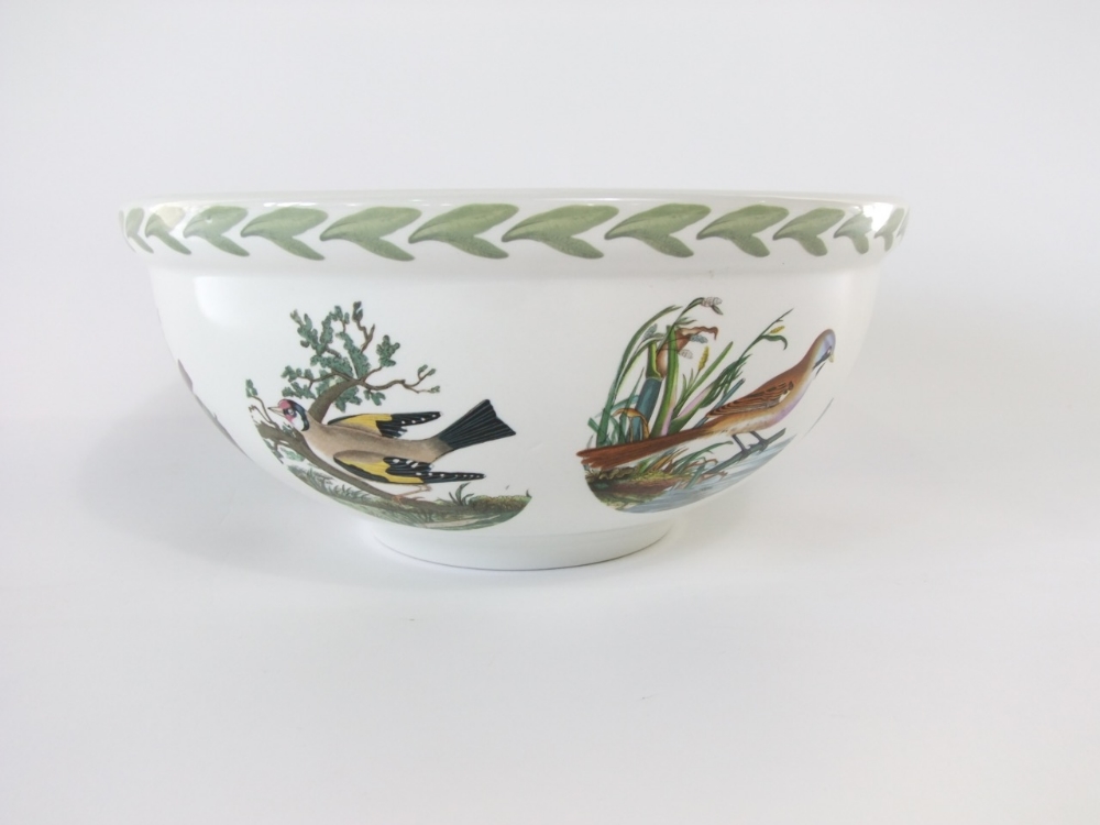 A collection of Portmeirion wares including a large Birds of Britain pattern bowl with Little Egrets - Image 3 of 4