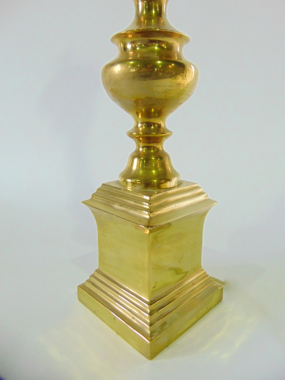 A large ecclesiastical style freestanding cast brass floor lamp, 104 cm high approx. - Image 2 of 3