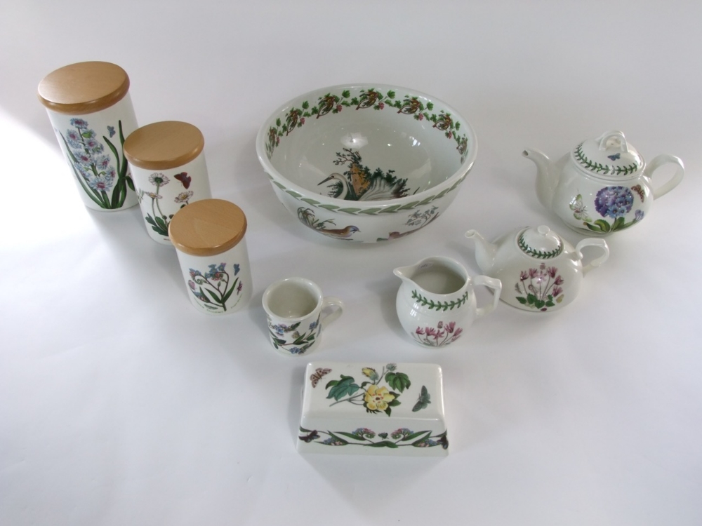 A collection of Portmeirion wares including a large Birds of Britain pattern bowl with Little Egrets