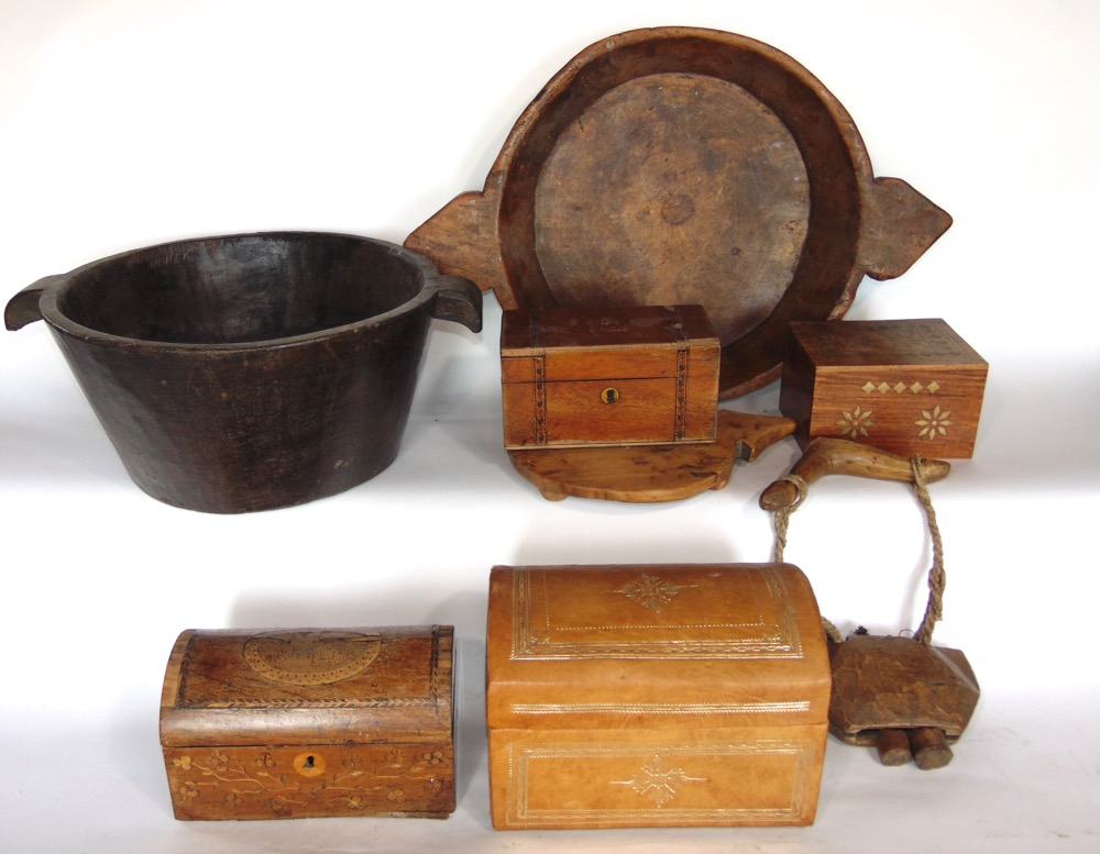 Collection of eastern treen to include two twin handled dishes, four various boxes and two others