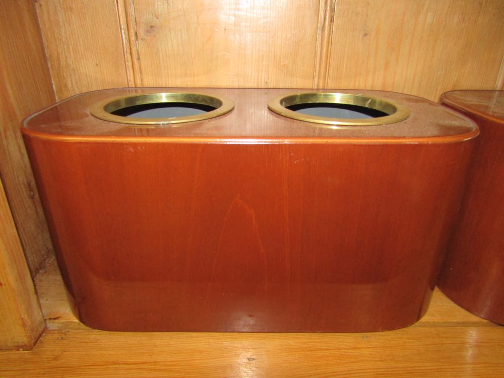 A pair of contemporary polished mahogany two divisional bottle stands/wine coolers of rectangular - Image 2 of 2