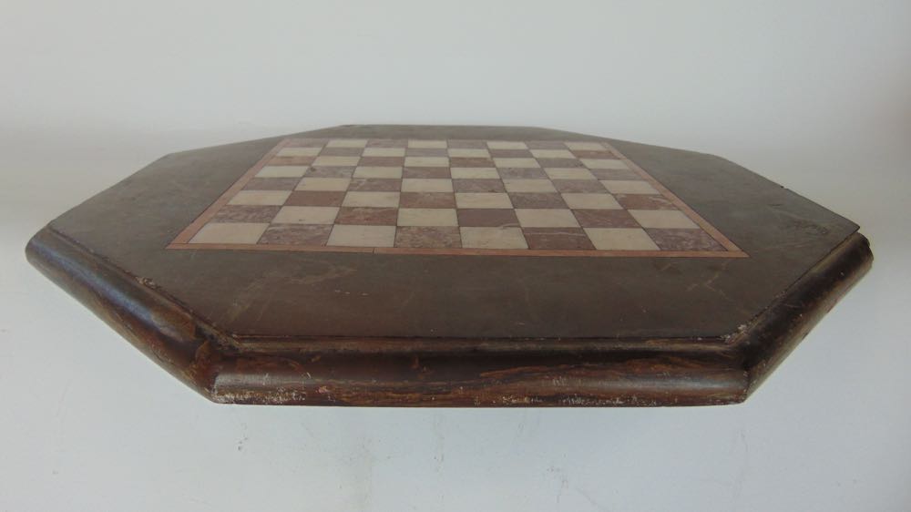 An inlaid marble checker board the octagonal piece with moulded borders 40 x 40 cm approx. - Image 2 of 2