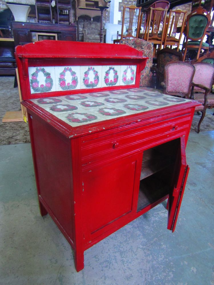 One lot of miscellaneous items to include an oak side table, two shallow frieze drawers raised on - Image 3 of 5