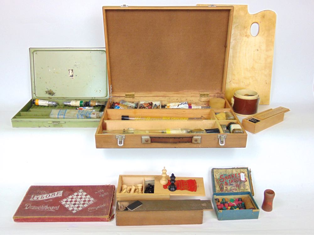 A mixed lot to include artist materials and easel together with vintage gaming items such as