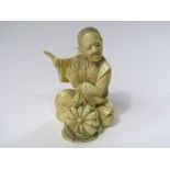 19th century Japanese ivory Okimono snake charmer, 8 cm