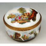 A fine quality 18th century continental trinket box with hinged cover and with well detailed painted