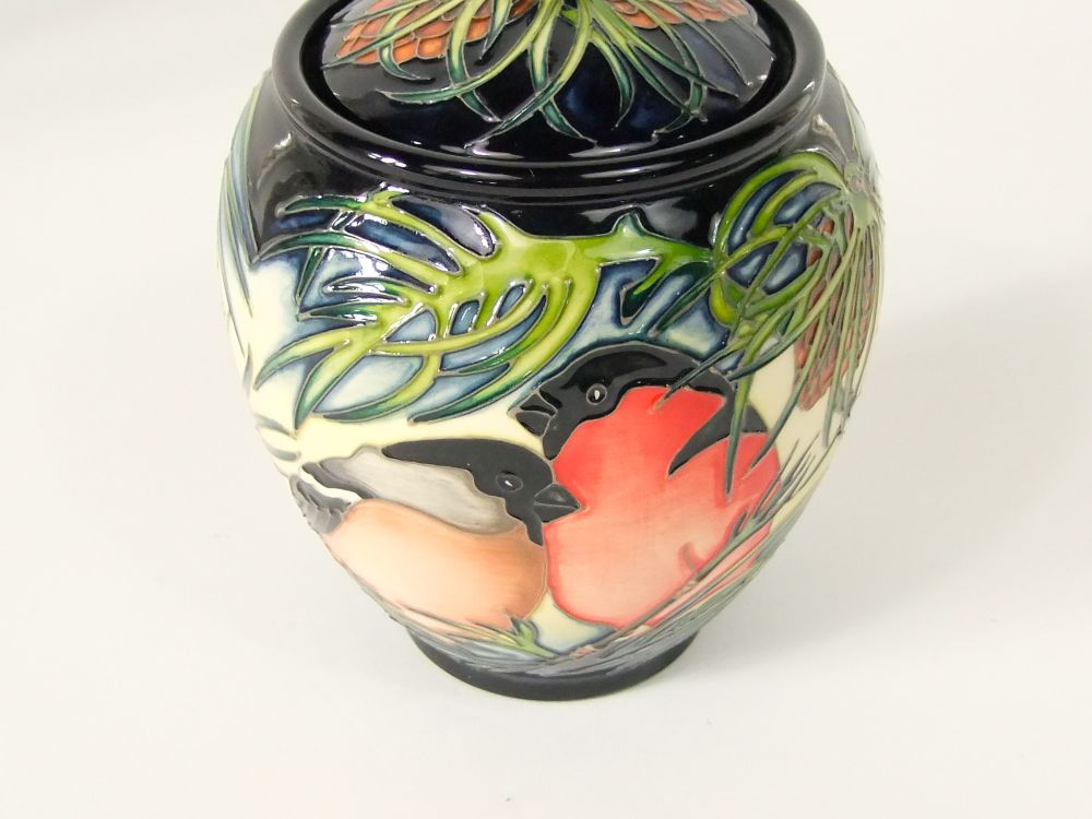 A boxed Moorcroft limited edition vase and cover in the Bullfinch Blues pattern 401/5 designed by - Image 2 of 4