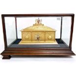 Exquisite silver gilt lidded presentation casket, inscribed "Presented to Alderman Heywood, 27th