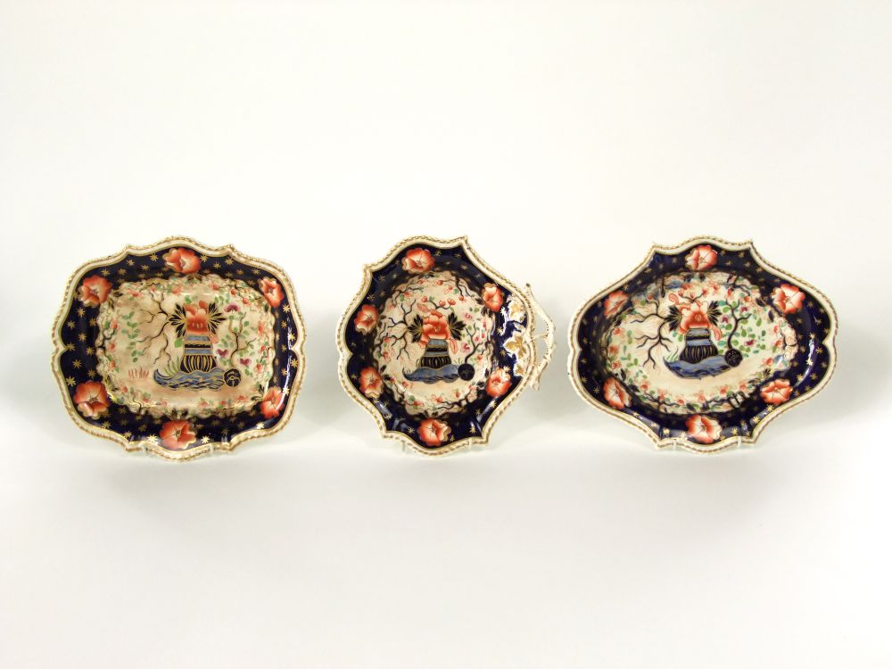 An early 19th century dessert service by Grainger, Lee & Co with painted and gilded floral - Image 2 of 2