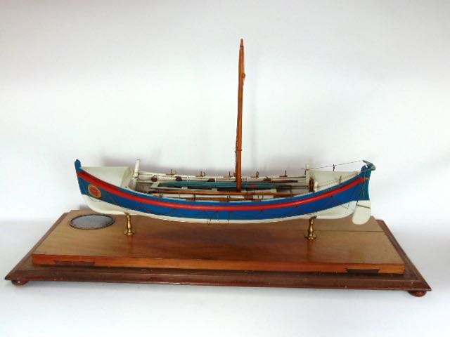 A fine 19th century scale presentation of the Skerries Life Boat - "The Lorna Platt" with engraved - Image 5 of 7