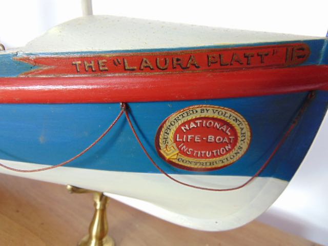 A fine 19th century scale presentation of the Skerries Life Boat - "The Lorna Platt" with engraved - Image 3 of 7