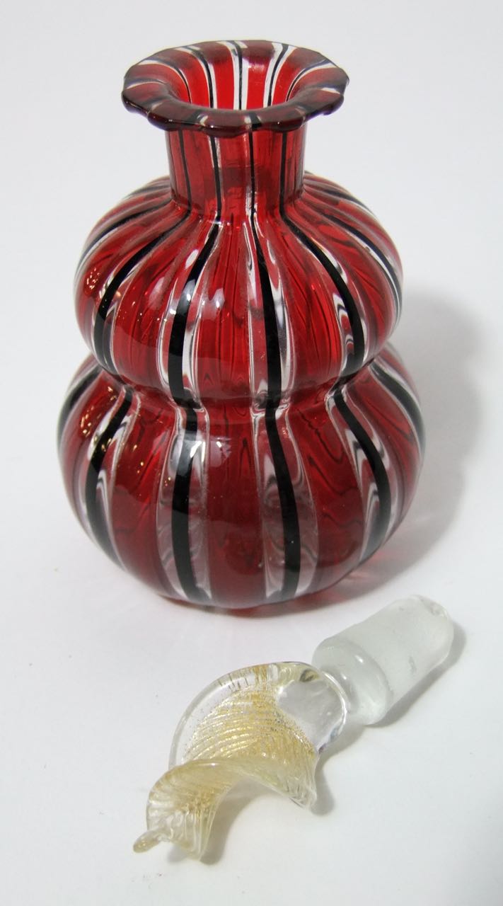 A hand blown glass scent bottle of double gourd form, possibly Italian, with lamp work striped - Image 2 of 2