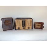 GEC cat number BC5244 vintage Bakelite radio together with a further Bakelite speaker and wooden