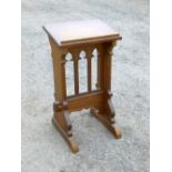 GOTHIC OAK PRESENTATION LECTERN WITH INSCRIPTION TO "HARRY BOOTHBY" ETC. (75 cm x 41 cm x 41 cm) AND