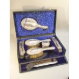 EDWARDIAN SILVER DRESSING TABLE SET COMPRISING PAIR OF HAIR BRUSHES, PAIR OF CLOTHES BRUSHES, HAND