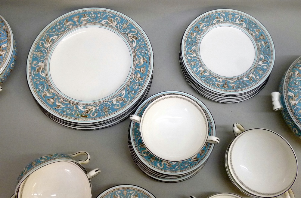 WEDGWOOD BONE CHINA 'FLORENTINE' PART DINNER SET COMPRISING 7 x SOUP CUPS, 8 x SOUP SAUCERS, 7 x - Image 5 of 7