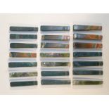 21 AGATE TAPERING KNIFE HANDLES (L: 9.6 cm)