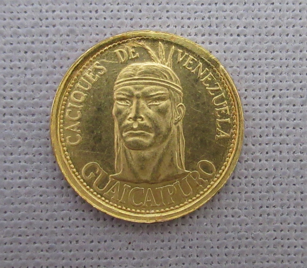 A VENEZUELA 5 BOLIVARIES, 1962 CACIQUES DE VENEZUELA GOLD 0.900 (1.5g)