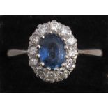 18ct WHITE GOLD DIAMOND (0.75ct approx.) AND SAPPHIRE RING, RING SIZE S (5.1g)