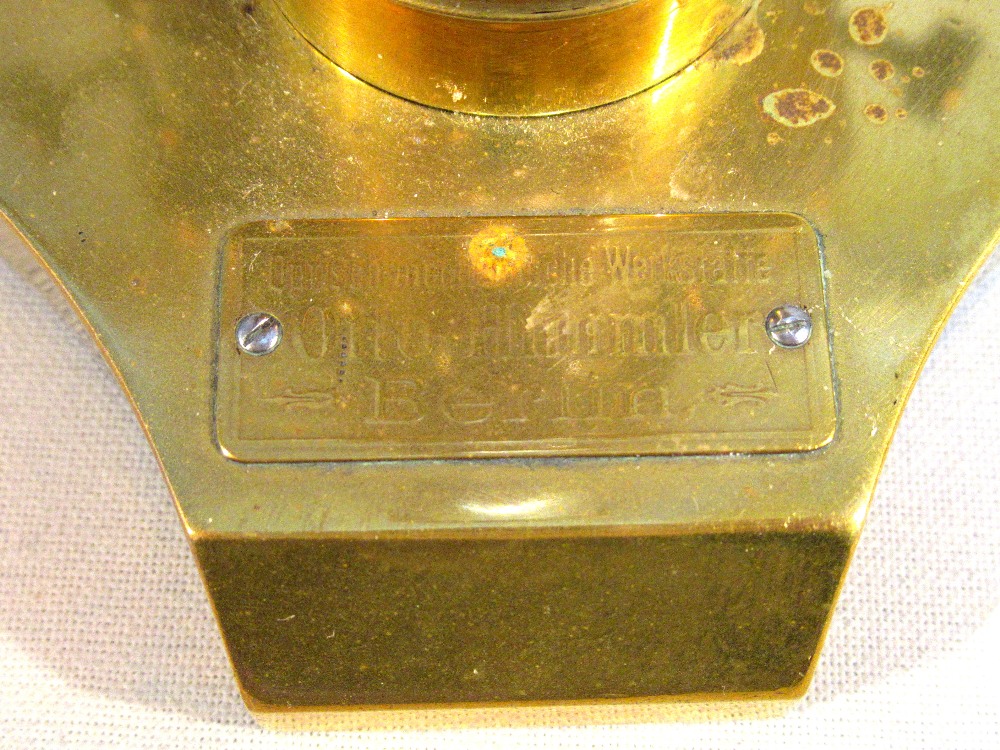 A LATE C19th BRASS MICROSCOPE BY OTTO HIMMLER. BERLIN N.14160 LACQUERED BRASS, HORSE SHOE FOOT, - Image 3 of 10