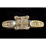 18ct GOLD AND DIAMOND RING (0.5ct approx.), RING SIZE L (3.4g)