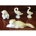 A LLADRO MODEL OF A POLAR BEAR (H: 12cm), TWO GEESE AND A NAO PERSIAN CAT (25cm) [4]