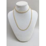 A 9ct GOLD PRINCE OF WALES CHAIN NECKLACE, LENGTH 73 cm (14.8g)