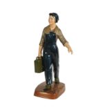 A lacquer woman with jerrycan. China, Fujian, 20th century. H. 38,5 cm. Provenance: bought in China,