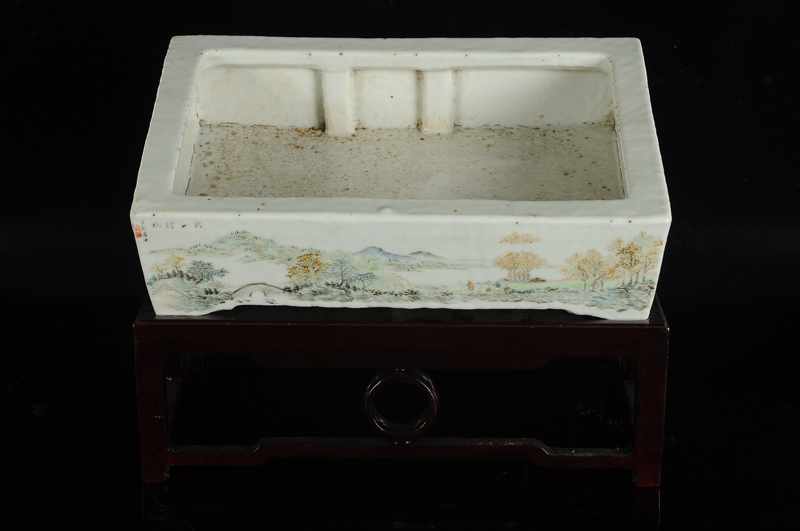 Porcelain jardinière on wooden pedestal with various decors of mountain landscapes, birds on - Image 2 of 5