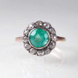 Vintage Smaragd-Ring mit Altschliffdiamanten Warschau, Mitte 20. Jh. 14 kt. Roségold, gest. '583',