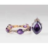 Vintage Armband und Anhänger mit Amethyst-Brillant Besatz Um 1960. 18 kt. GG mit WG, tlw. gest.